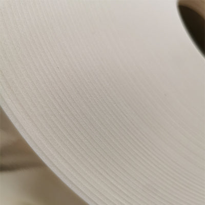 Penjeni polietilen z lepilom