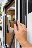 Samolepilna tesnilna EPDM pena