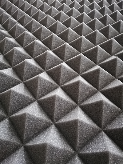Samolepilni zvočni izolator piramida - 1m x 1m